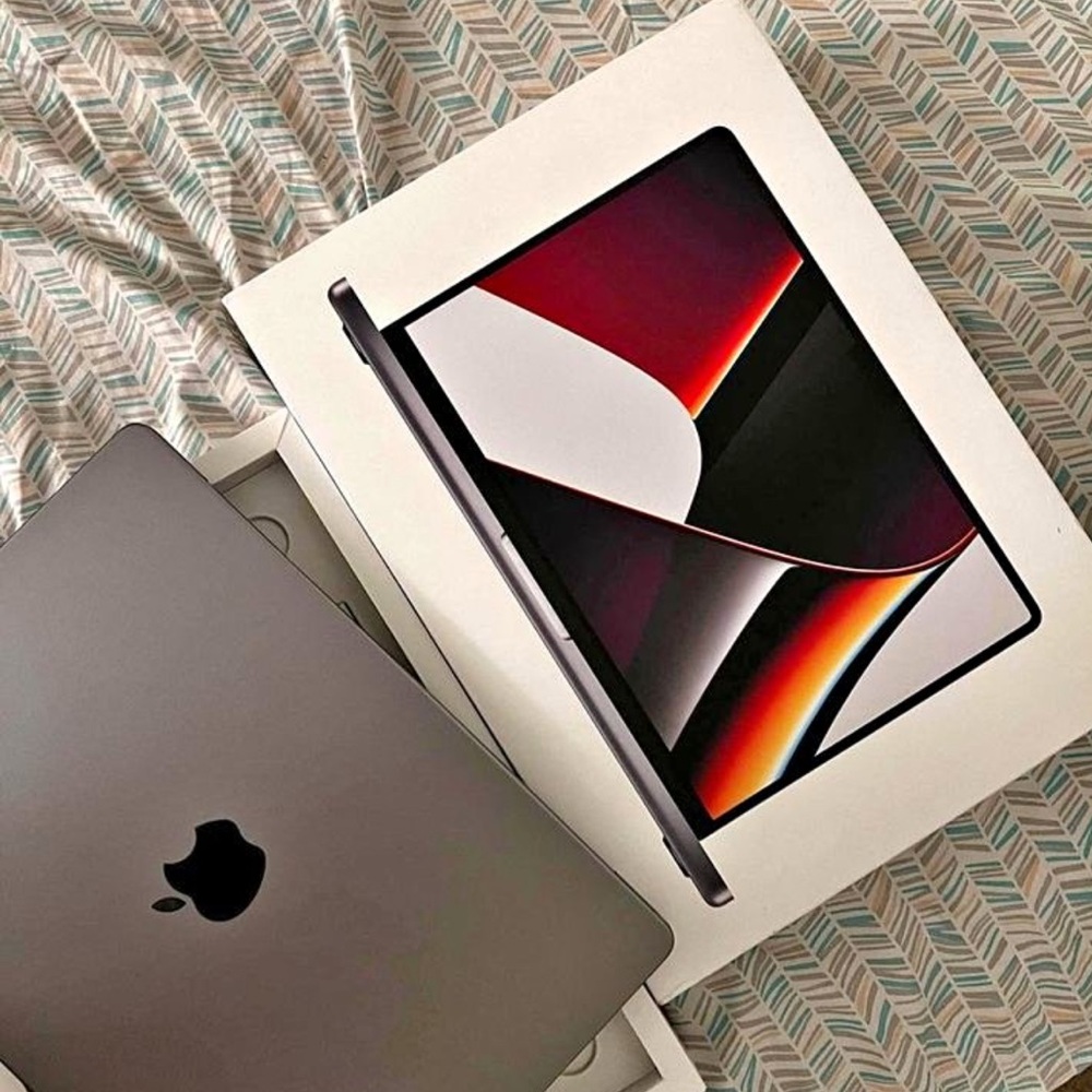 Apple Mac book pro